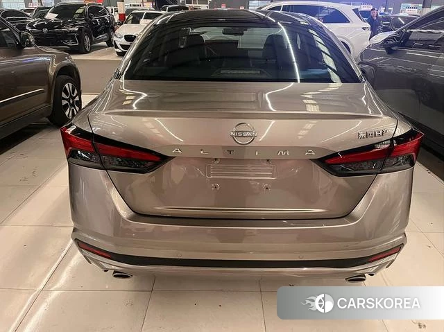 Nissan Teana id 4275960 из Китая 8