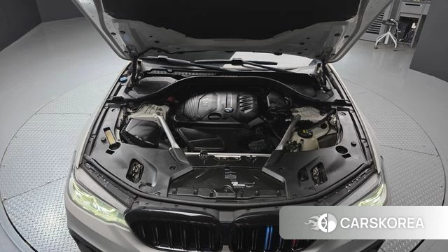BMW 5 Series (G30) id 4331800 из Кореи 16