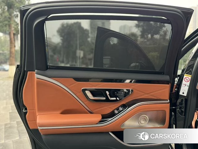 Mercedes-Benz Maybach S-class id 4300778 из Китая 11
