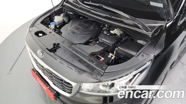 Kia The New Carnival id 2937050 из Кореи 16