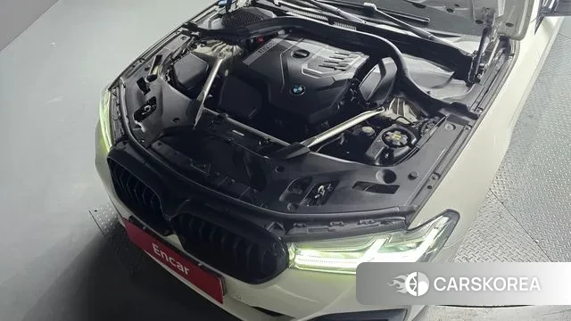 BMW 5 Series (G30) id 3626176 из Кореи 16