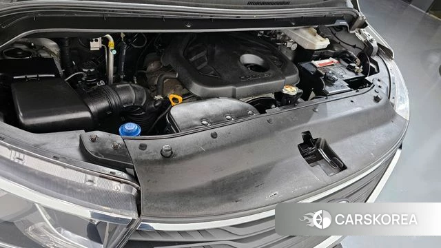 Hyundai The New Grand Starex id 3893989 из Кореи 16