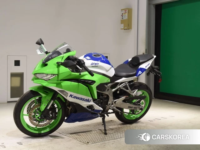 Проданный Kawasaki ZX-4RR 2024 из Японии, фото 2