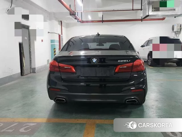 BMW 5 series 2020 Черный из Китая, фото 6