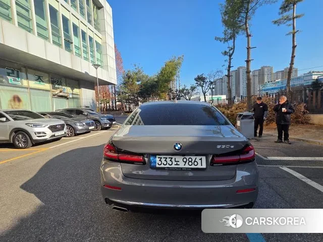 BMW 5 Series (G30) id 3504167 из Кореи 14