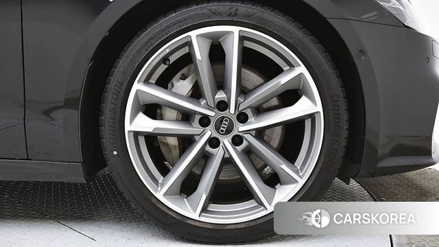 Audi A7 (4K) id 4573463 из Кореи 16