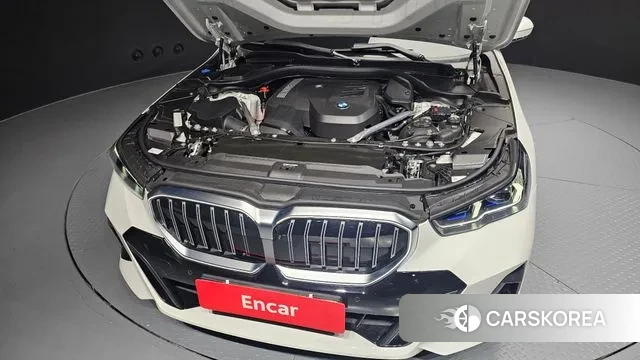 BMW 5 Series (G60) id 3560020 из Кореи 16