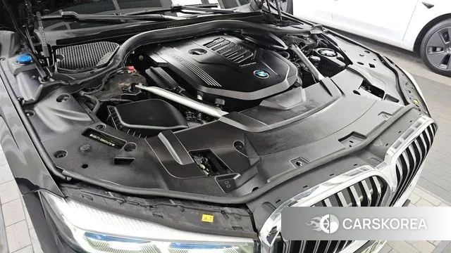 BMW 7 Series (G11) id 3681362 из Кореи 16