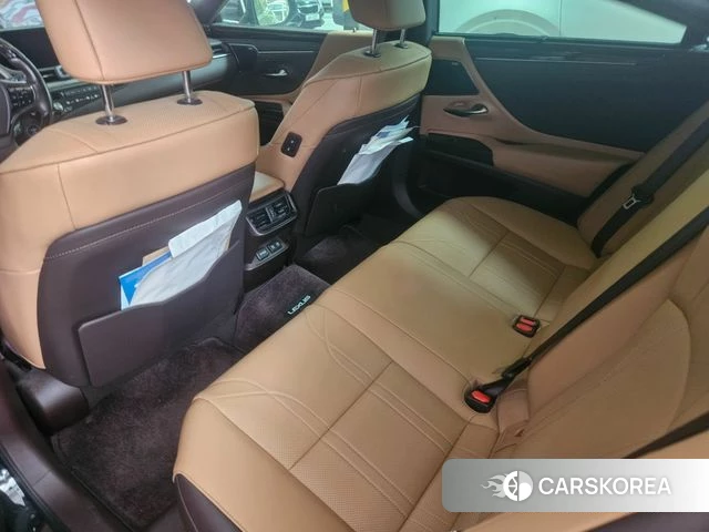 Lexus ES300h 7th generation id 4396516 из Кореи 10