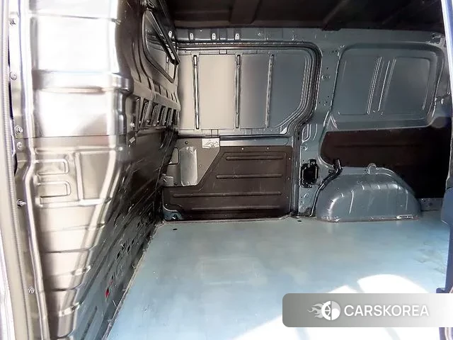 Hyundai Staria id 3366625 из Кореи 16