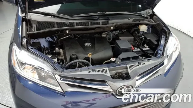 Toyota Sienna id 2951831 из Кореи 16