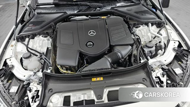 Mercedes-Benz E-Class W214 id 4602038 из Кореи 33
