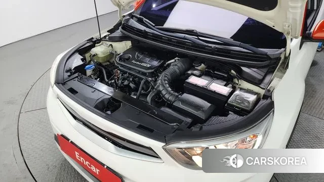 Kia Stonic id 3368616 из Кореи 16