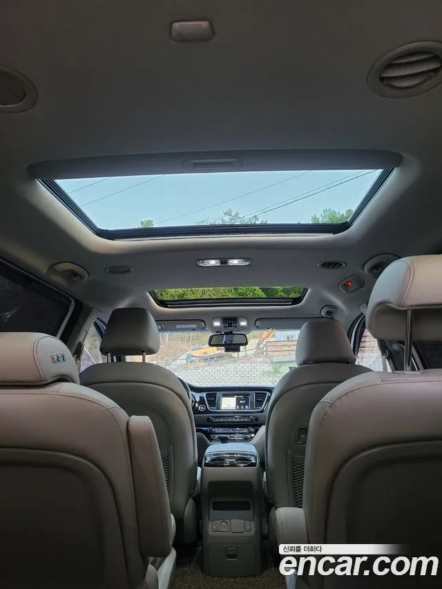 Kia The New Carnival id 2710004 из Кореи 12