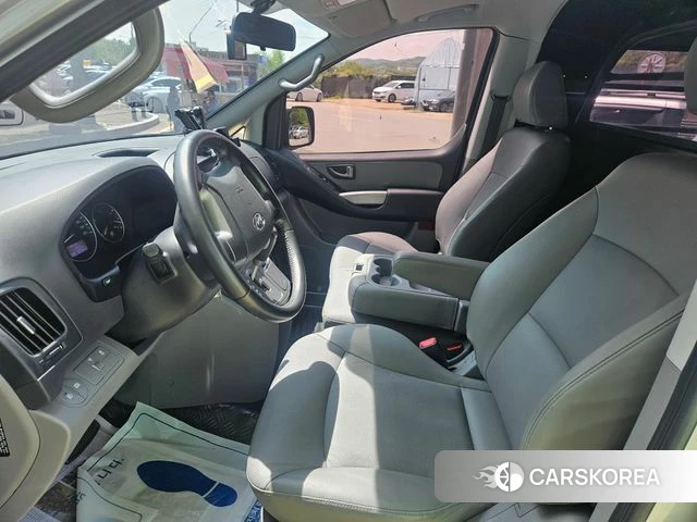 Hyundai The New Grand Starex id 4246297 из Кореи 16