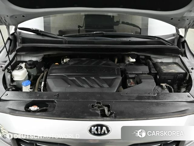 Kia The New Carnival id 4403268 из Кореи 15
