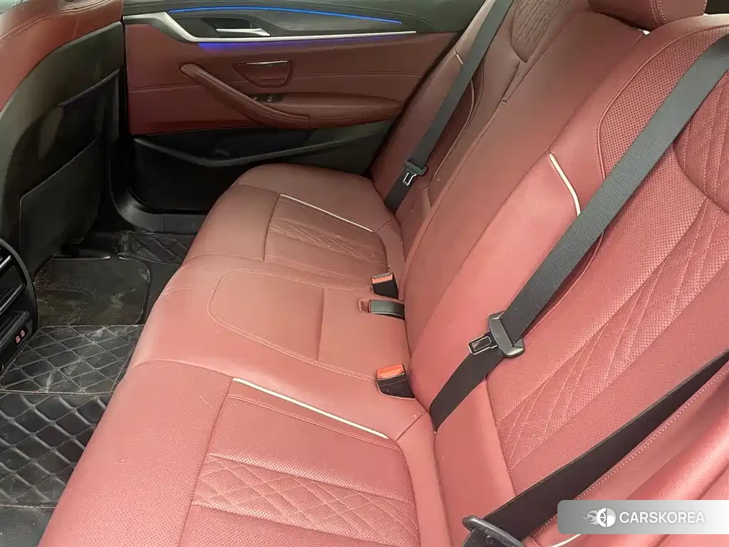 BMW 5 series id 4679893 из Китая 14