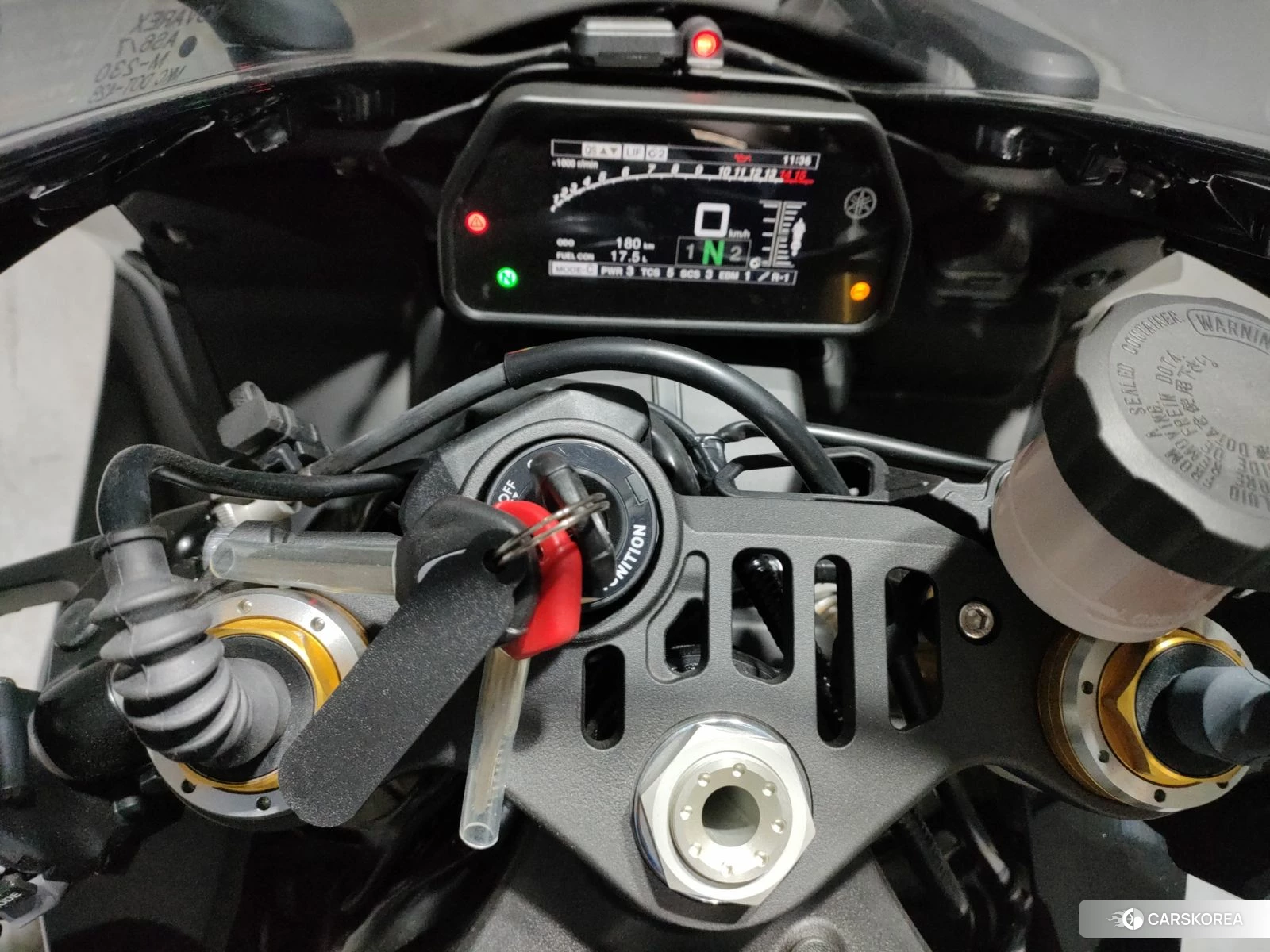 Проданный Yamaha YZF-R1M id 4229302 из Японии, фото 6