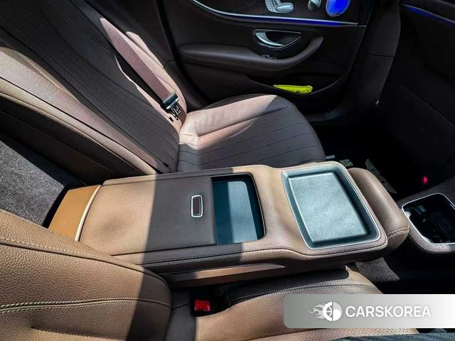 Mercedes-Benz E-class id 4277776 из Китая 18