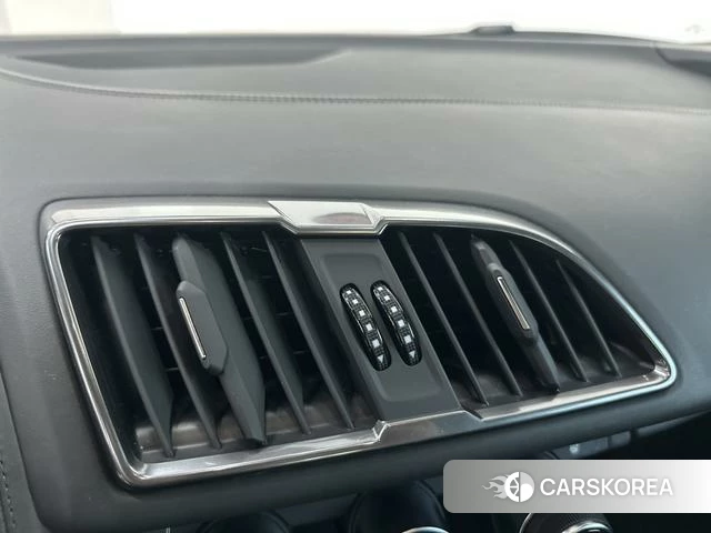 Audi R8 id 4260949 из Китая 18