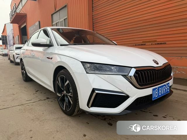 Skoda Octavia id 4393092 из Китая 10