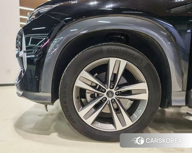 Audi Q6 id 4278533 из Китая 13
