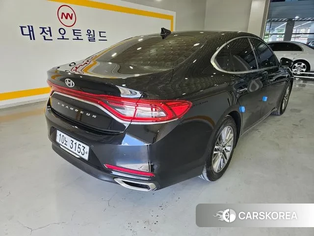 Hyundai Grandeur IG id 2976935 из Кореи 15