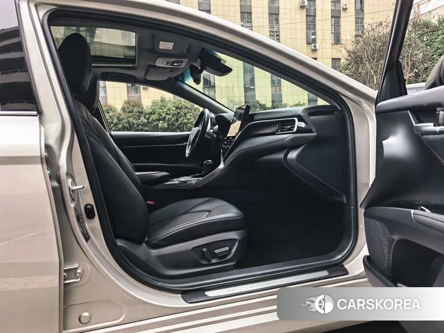 Toyota Camry id 4257352 из Китая 17
