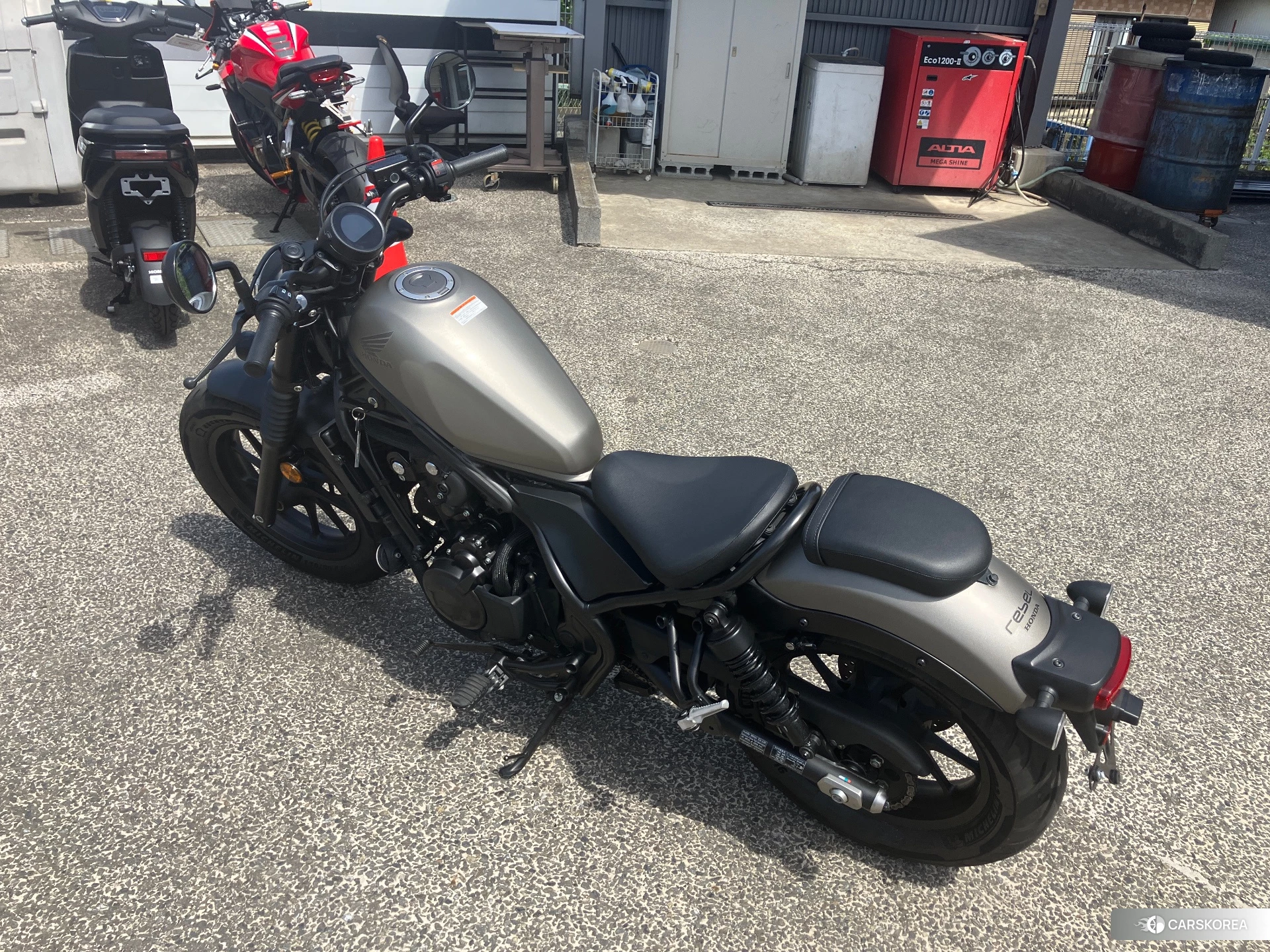 Проданный Honda REBEL 500 id 4184858 из Японии, фото 6