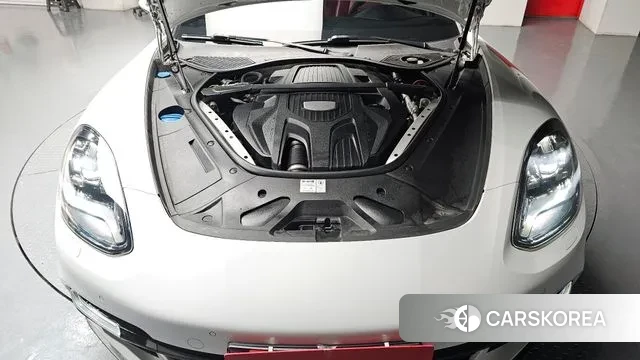 Porsche Panamera (971) id 3622477 из Кореи 16