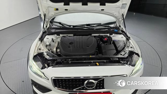 Volvo V60 Cross-Country 2nd Generation id 3953342 из Кореи 16