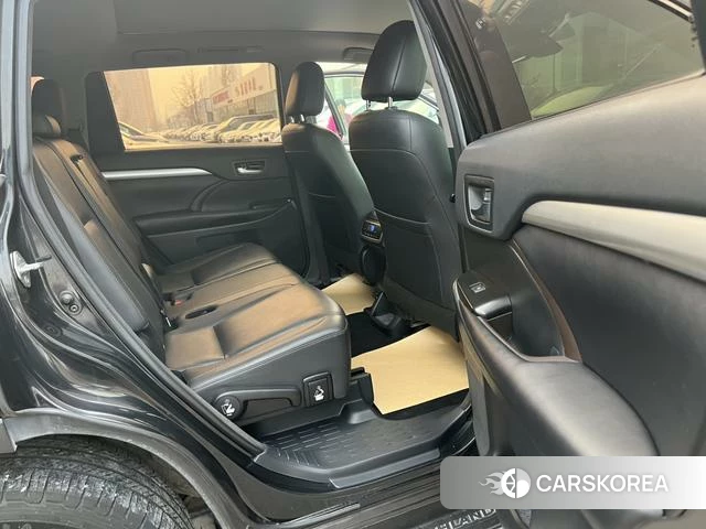 Toyota Highlander id 4228454 из Китая 16