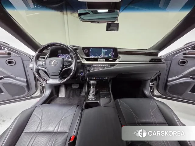 Lexus ES300h 7th generation id 3464835 из Кореи 16