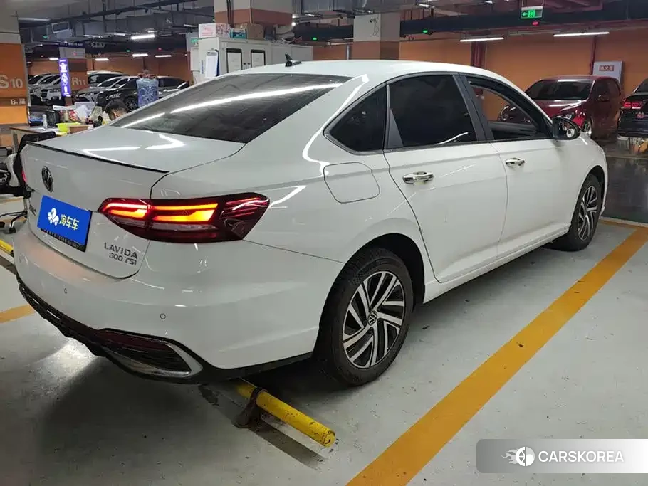 Volkswagen Lavida id 4679673 из Китая 12