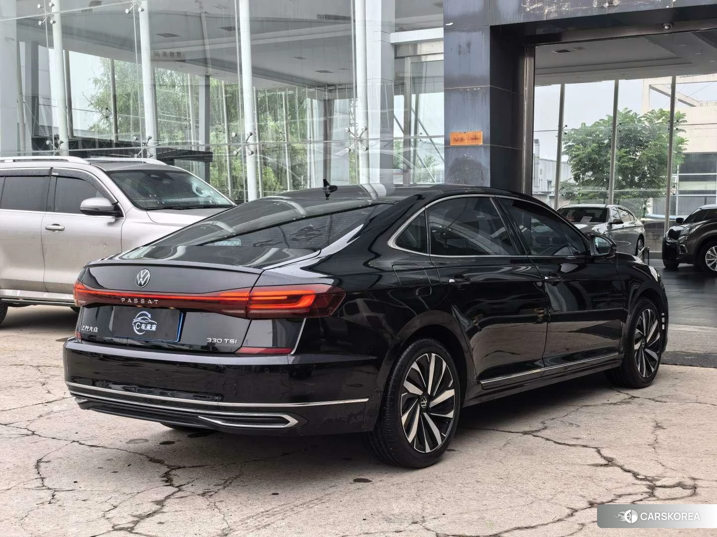 Volkswagen Passat id 4473838 из Китая 8