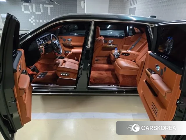 Rolls-Royce Phantom id 3512667 из Кореи 10