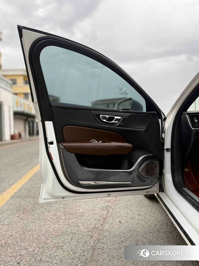 Volvo S60 id 4241131 из Китая 11