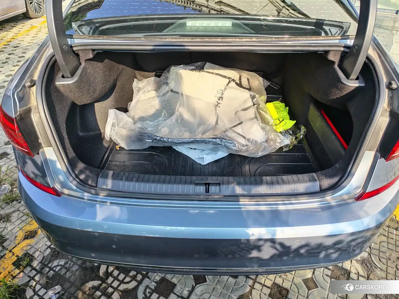 Volkswagen Passat id 4681194 из Китая 7