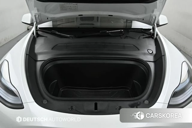Tesla Model Y id 4442909 из Кореи 16