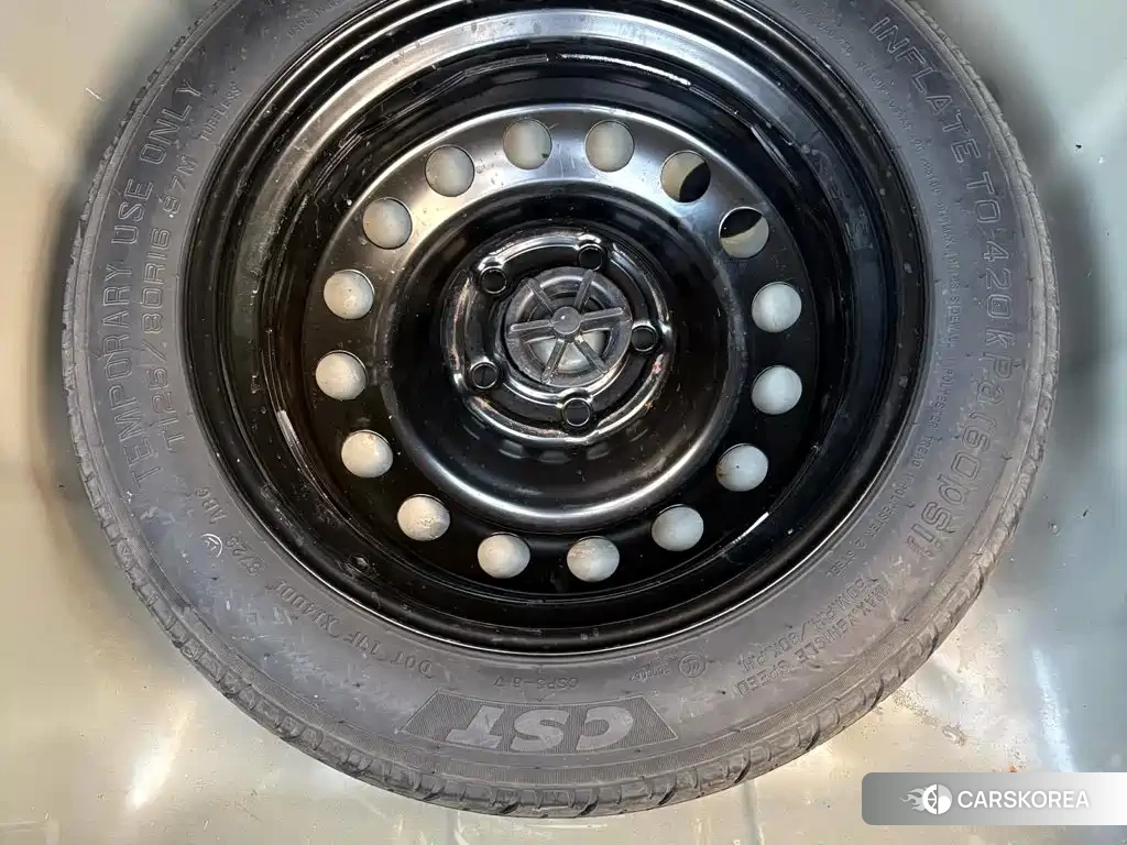 Hyundai Elantra id 4679489 из Китая 16