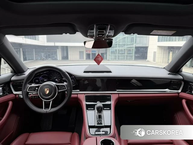 Porsche Panamera id 3939255 из Китая 11