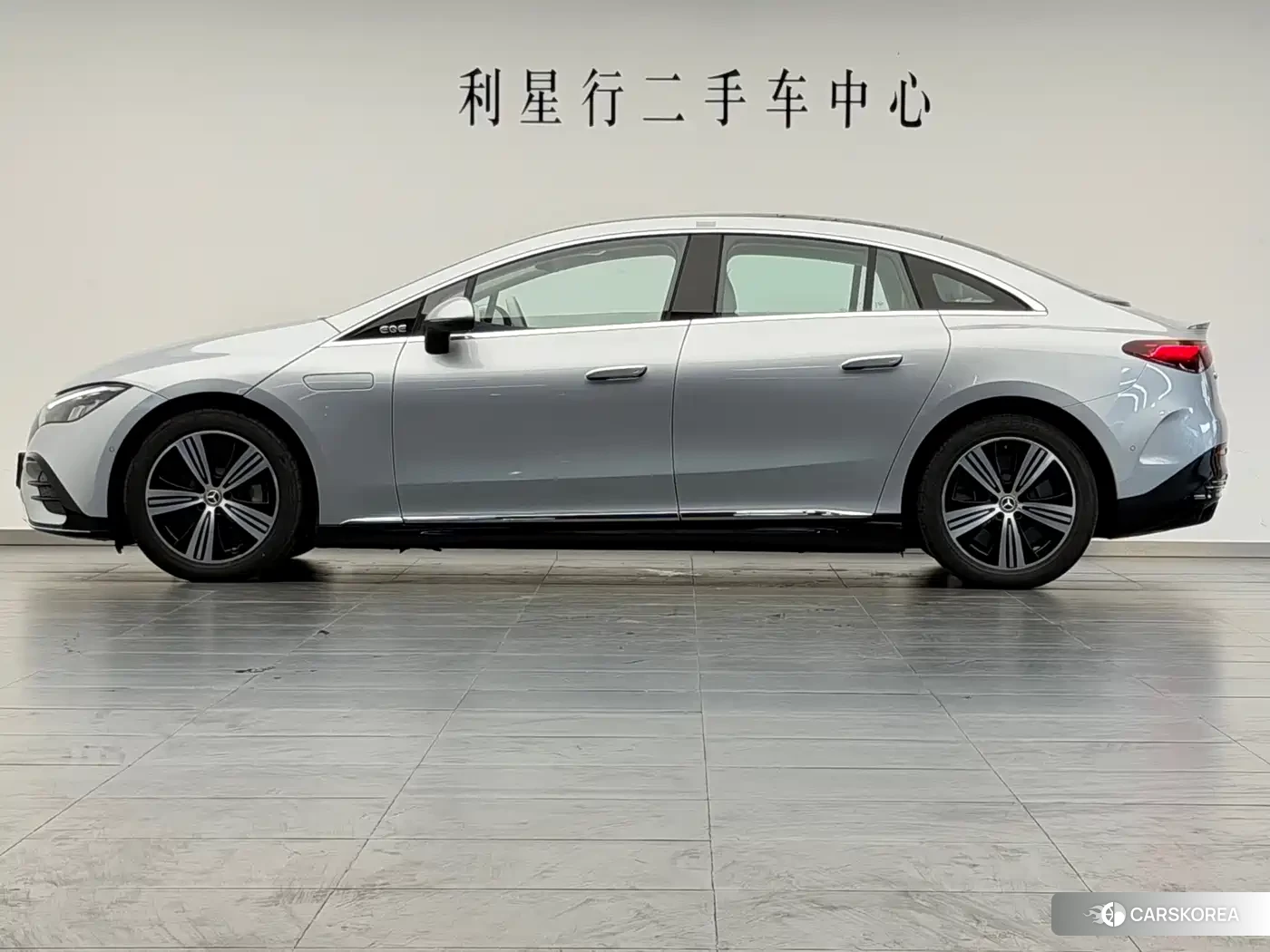 Mercedes-Benz EQE id 4681178 из Китая 17