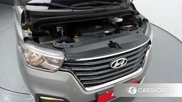 Hyundai The New Grand Starex id 3407884 из Кореи 16