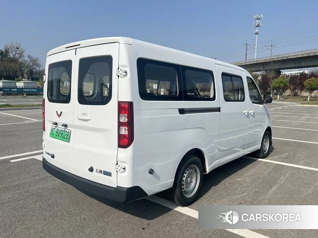 Wuling Automobile Wuling Yangguang id 3920361 из Китая 11