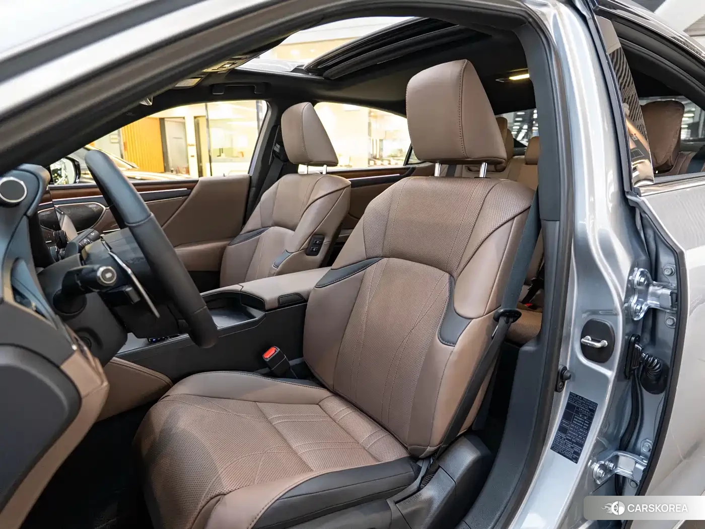 Lexus ES id 4565415 из Китая 21
