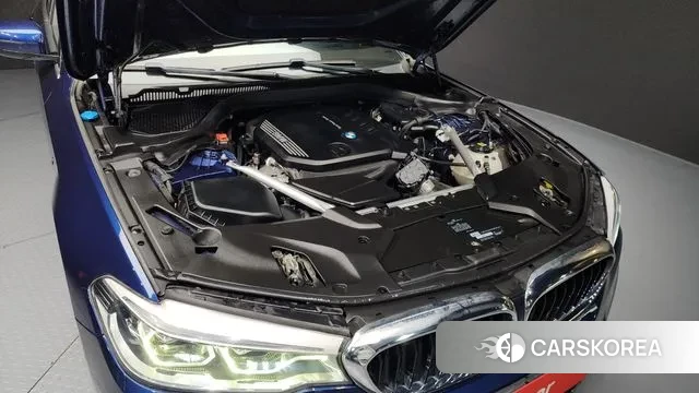 BMW 5 Series (G30) id 3494007 из Кореи 16