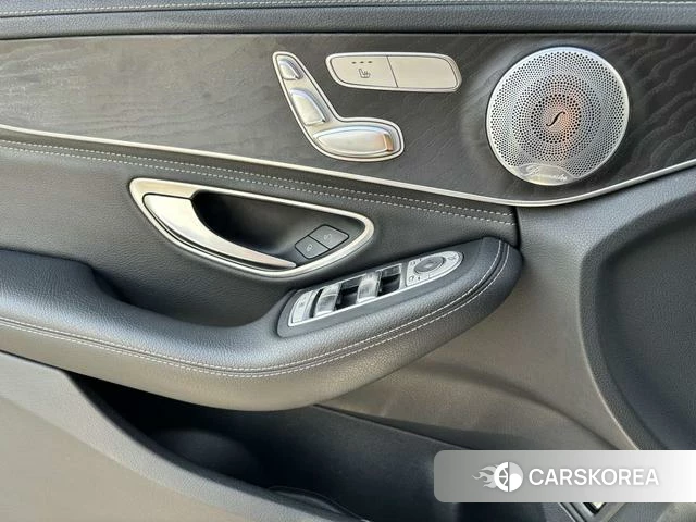 Mercedes-Benz Class C id 4253725 из Китая 11
