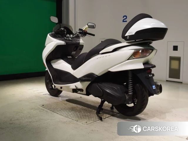 Honda FORZA Z id 4387080 из Японии 6