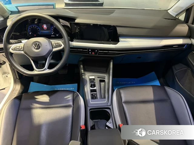 Volkswagen Golf 2022 Белый из Китая, фото 6