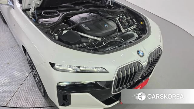 BMW 7 Series (G70) id 4395033 из Кореи 16